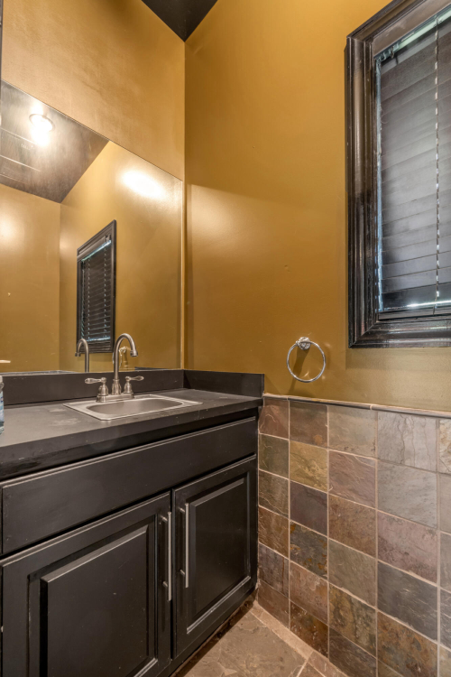 Listing Image 109
