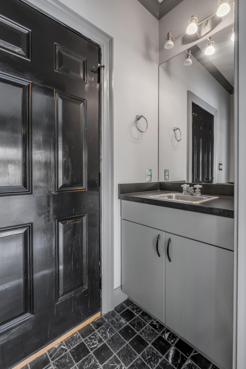 Listing Image 114
