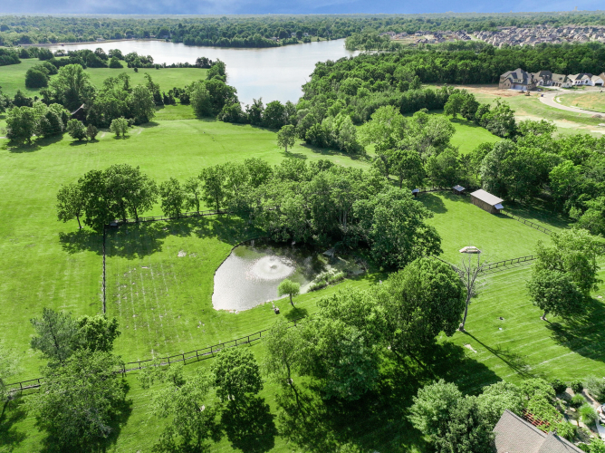 Listing Image 130