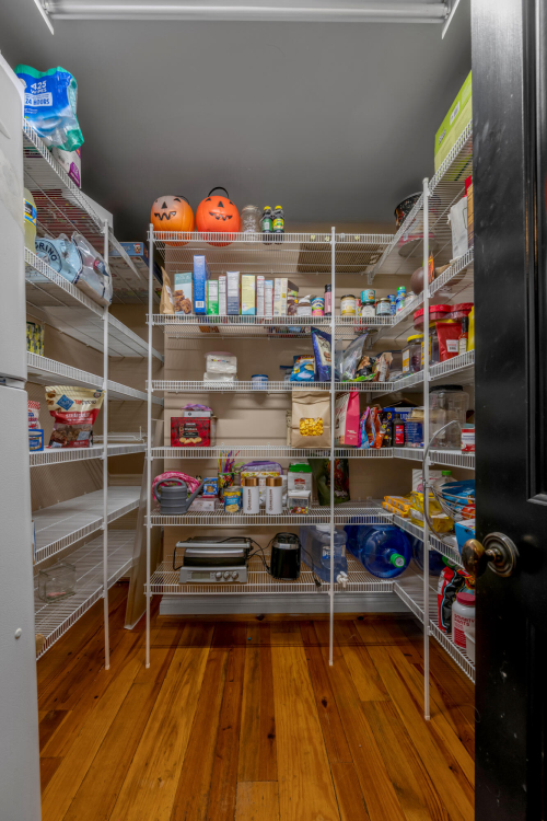 Listing Image 40
