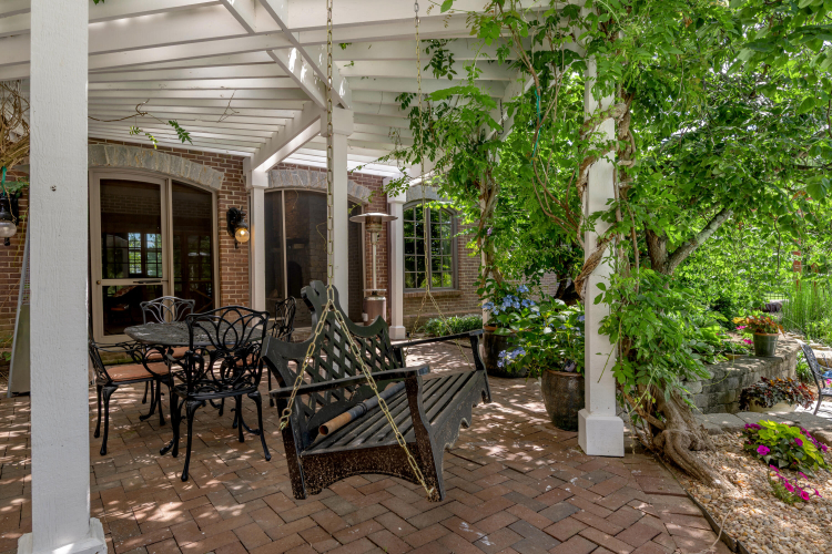 Listing Image 71