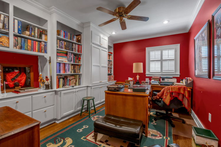 Listing Image 13