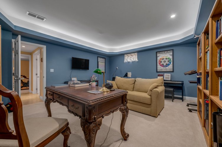 Listing Image 105