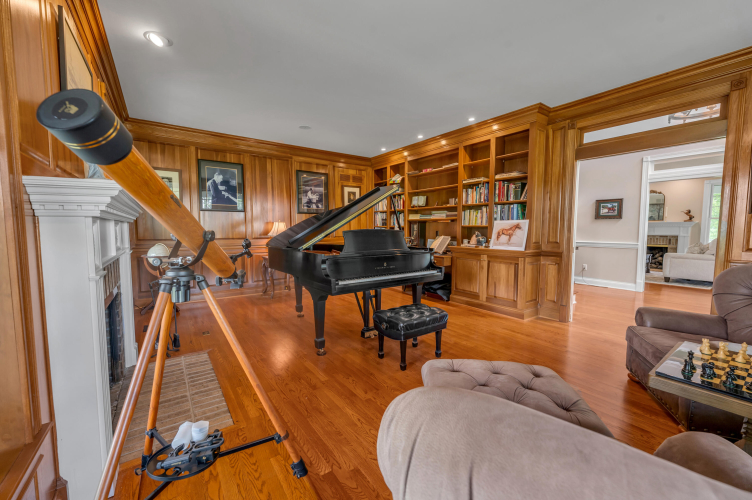 Listing Image 20