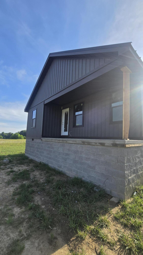 Listing Image 4
