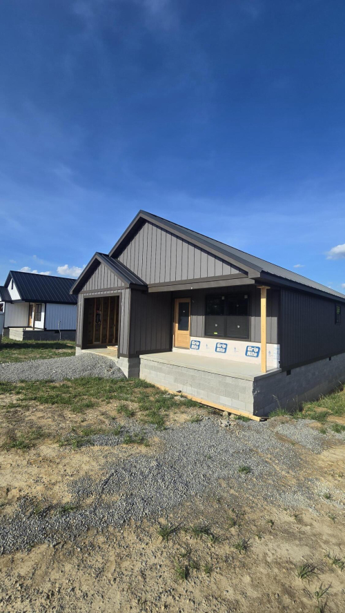 Listing Image 6