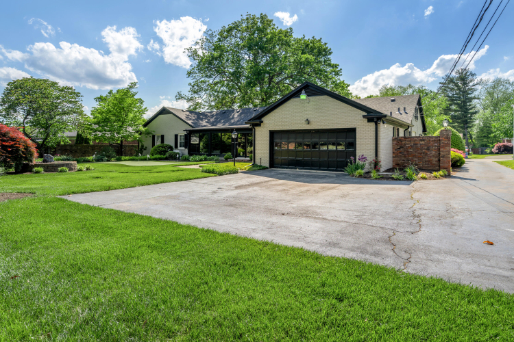 Listing Image 86