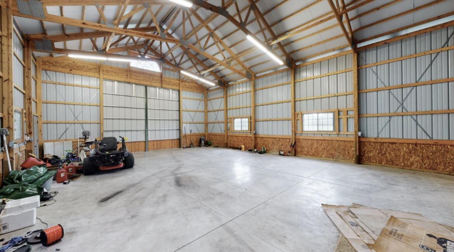 Listing Image 6