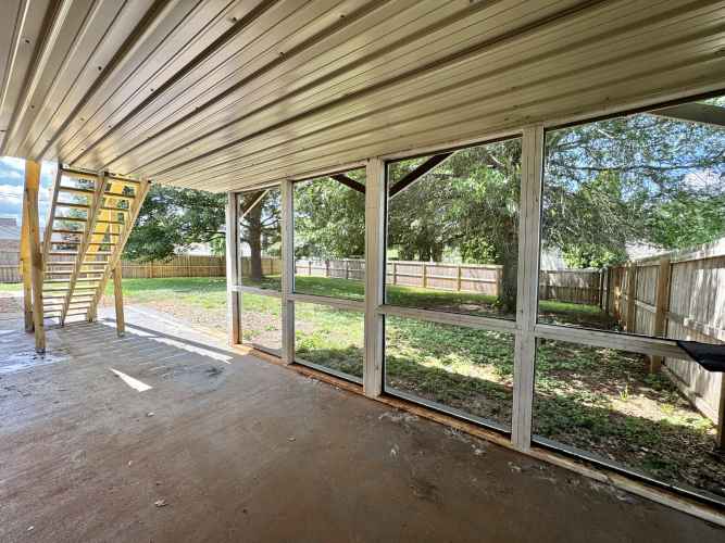 Listing Image 37