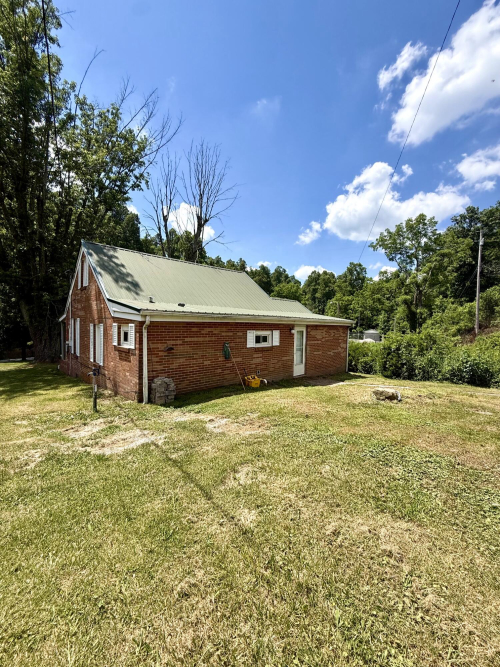 Listing Image 28