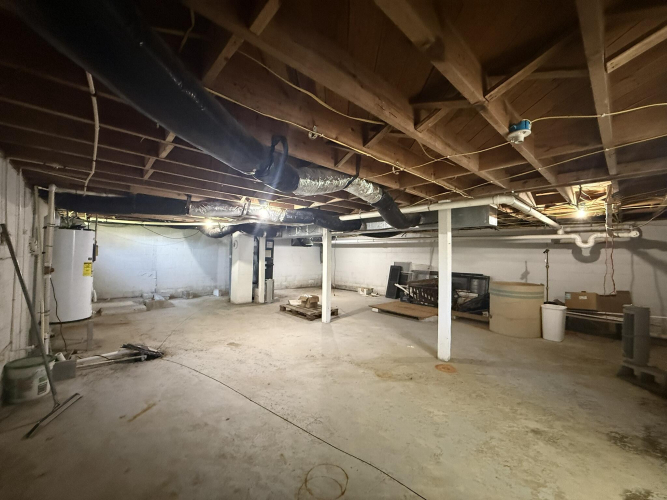 Listing Image 46
