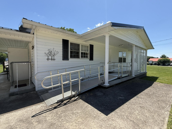Listing Image 6
