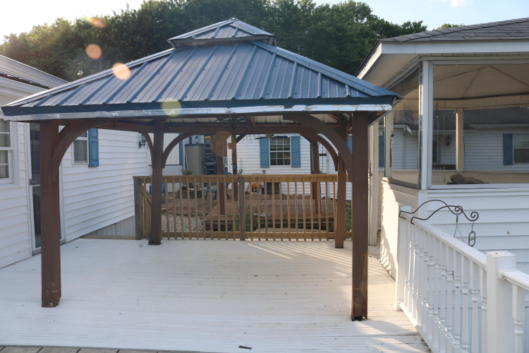 Listing Image 12