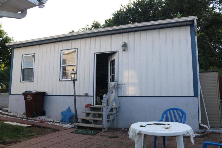 Listing Image 45