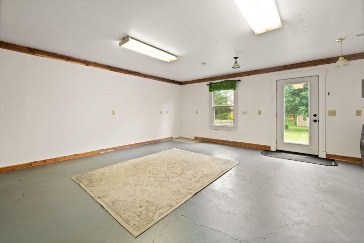 Listing Image 29