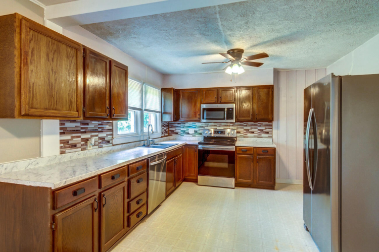 Listing Image 14