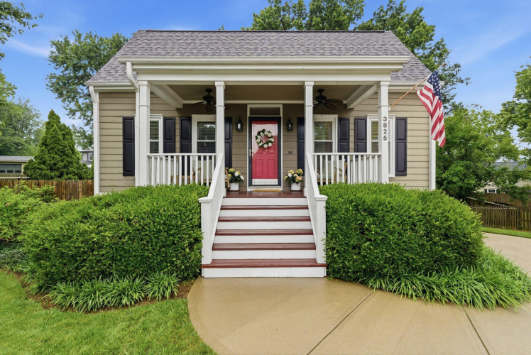 Listing Image 5