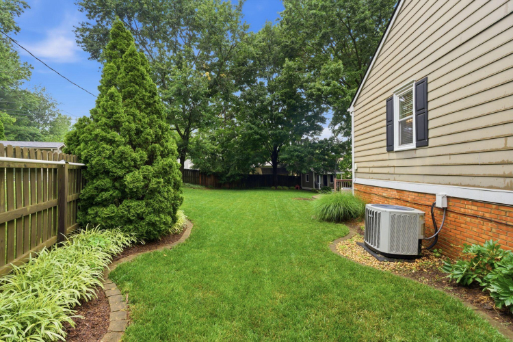 Listing Image 46