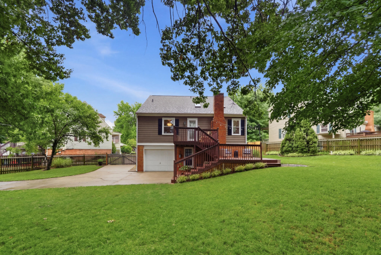 Listing Image 48
