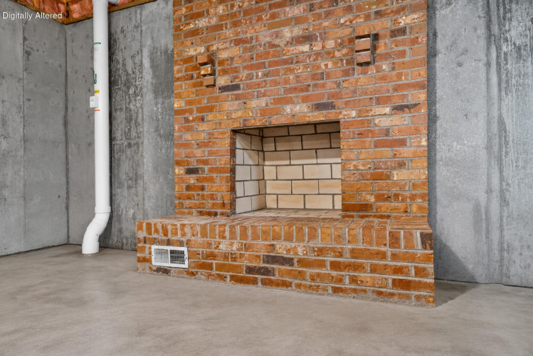 Listing Image 32