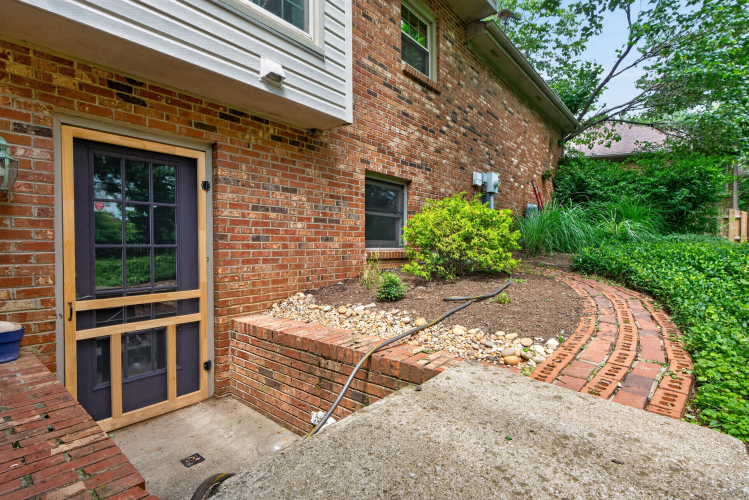 Listing Image 39