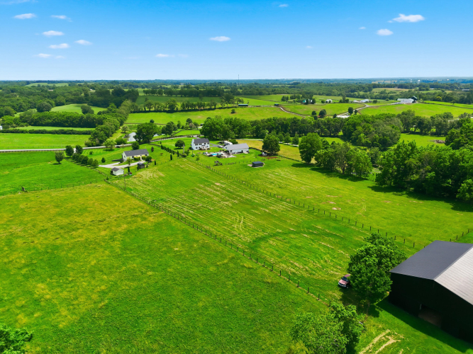 Listing Image 36
