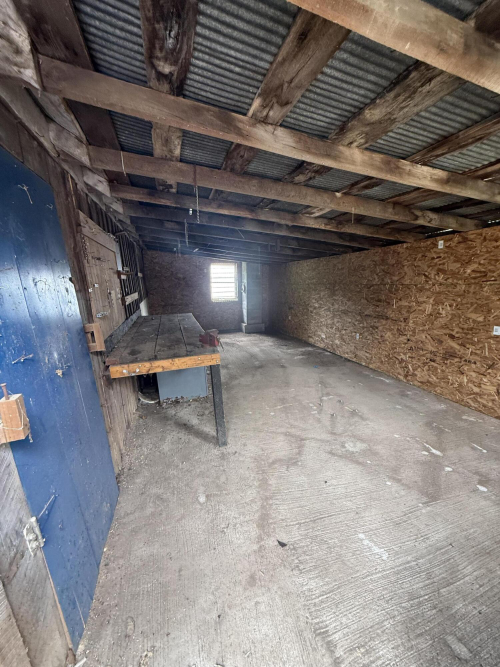 Listing Image 27