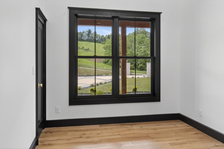 Listing Image 56