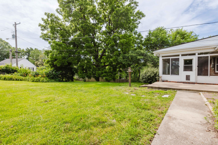 Listing Image 44