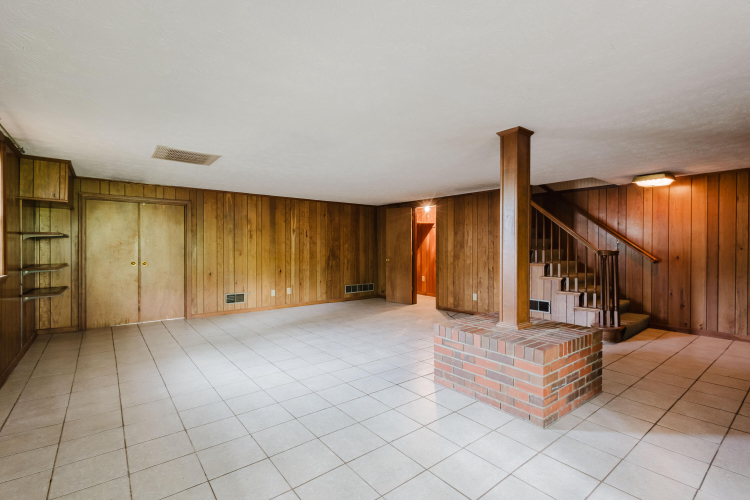 Listing Image 53