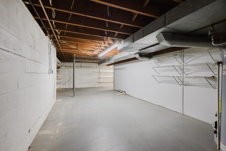 Listing Image 66
