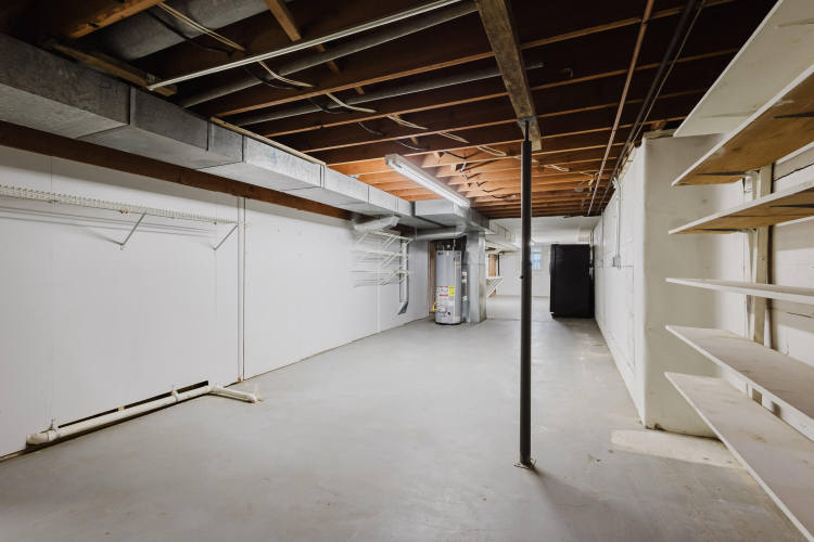 Listing Image 68