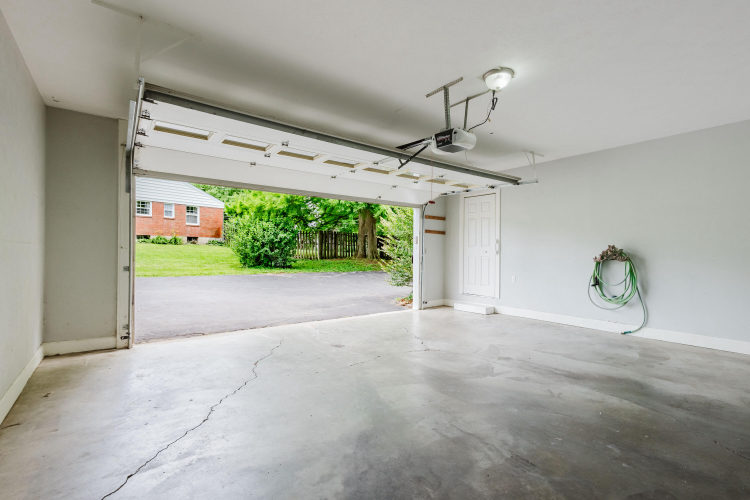 Listing Image 72