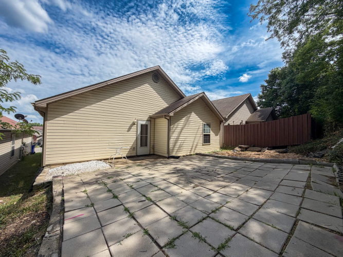 Listing Image 29