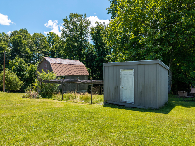 Listing Image 8