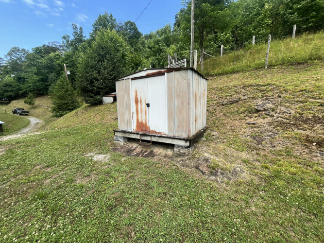 Listing Image 38