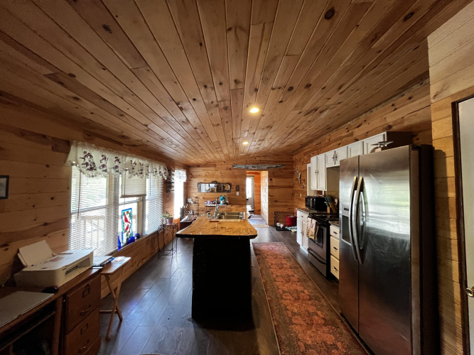 Listing Image 12