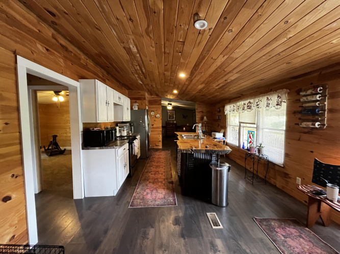 Listing Image 13
