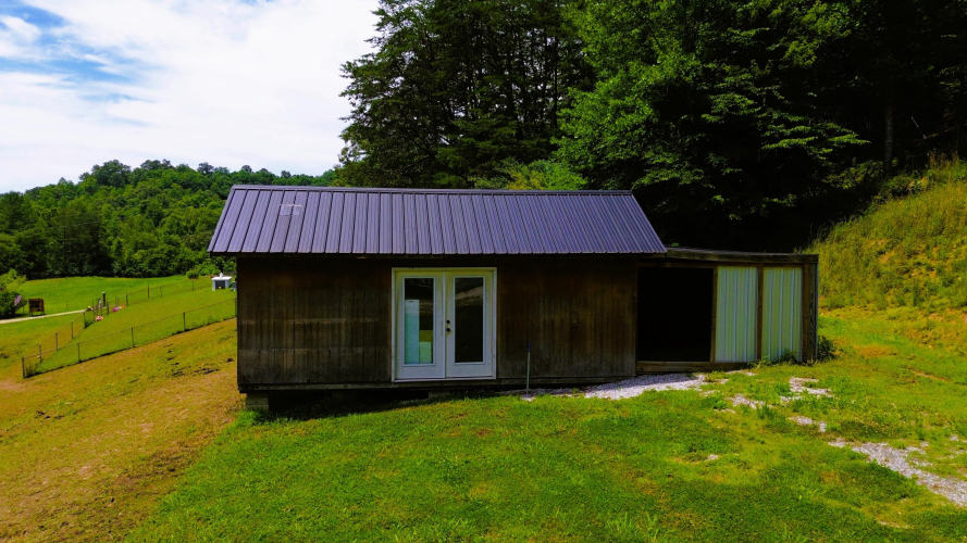 Listing Image 32