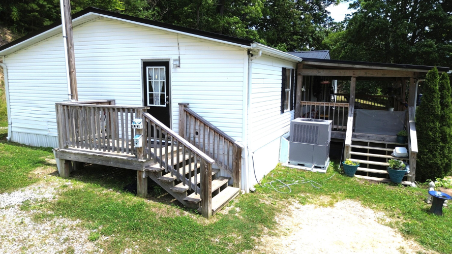 Listing Image 7