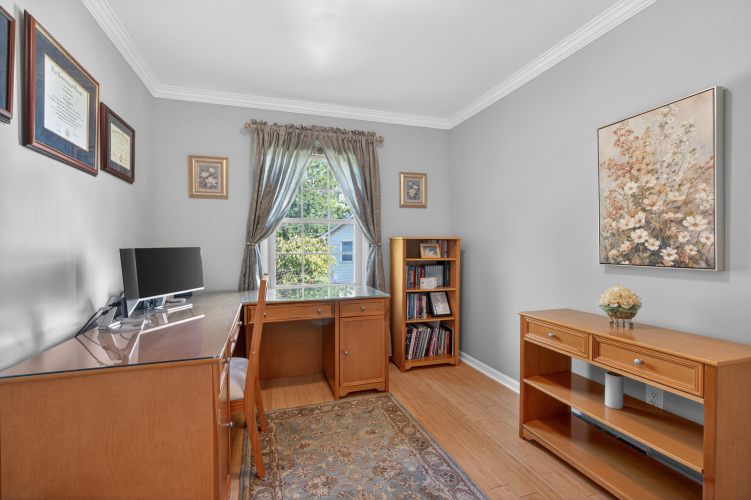 Listing Image 20