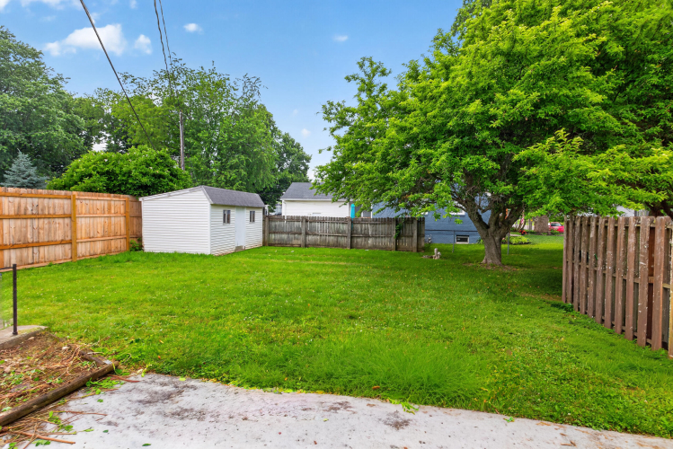 Listing Image 28