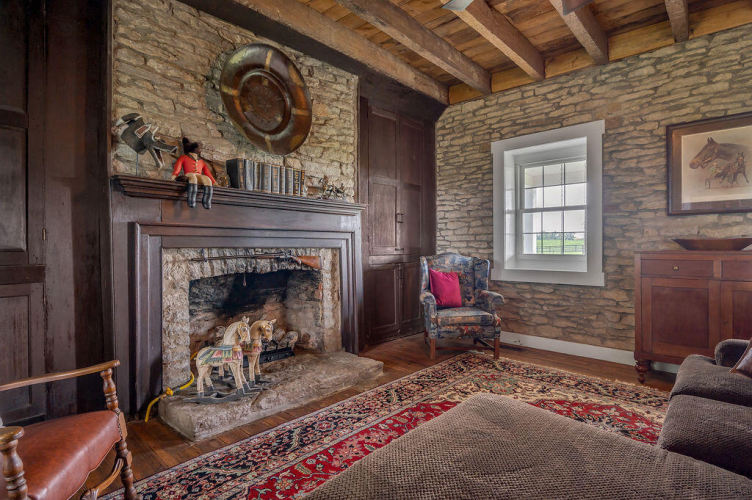 Listing Image 12