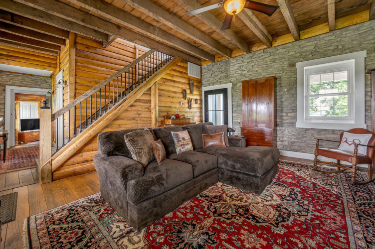 Listing Image 14