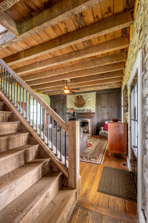 Listing Image 17