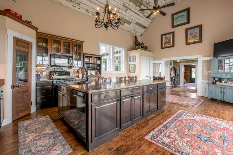Listing Image 21