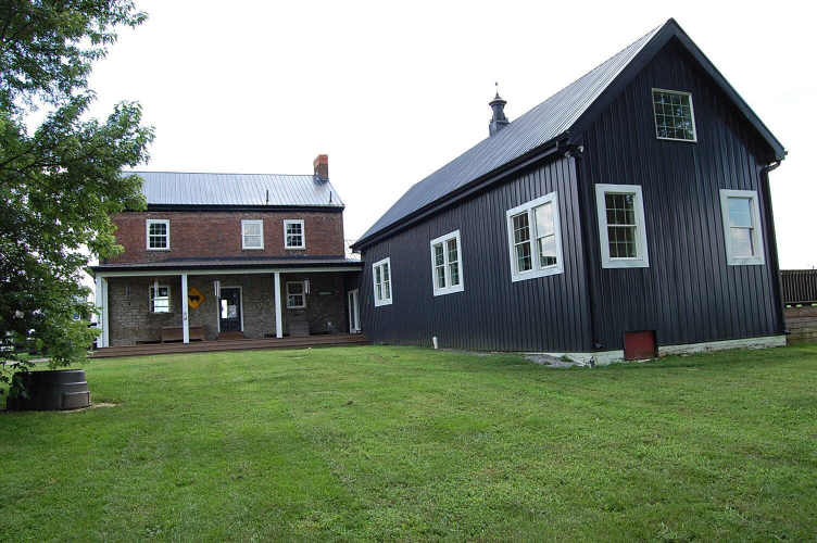 Listing Image 6