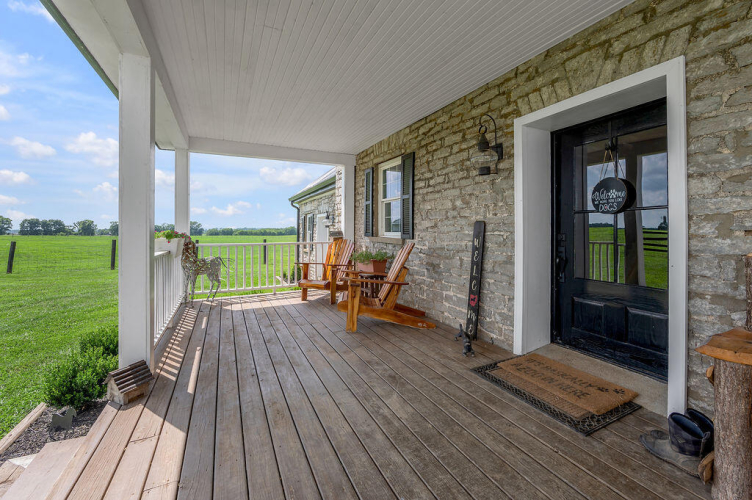 Listing Image 8