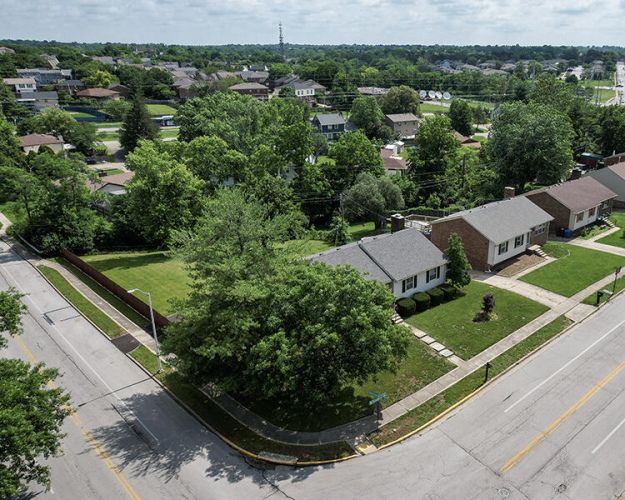 Listing Image 3