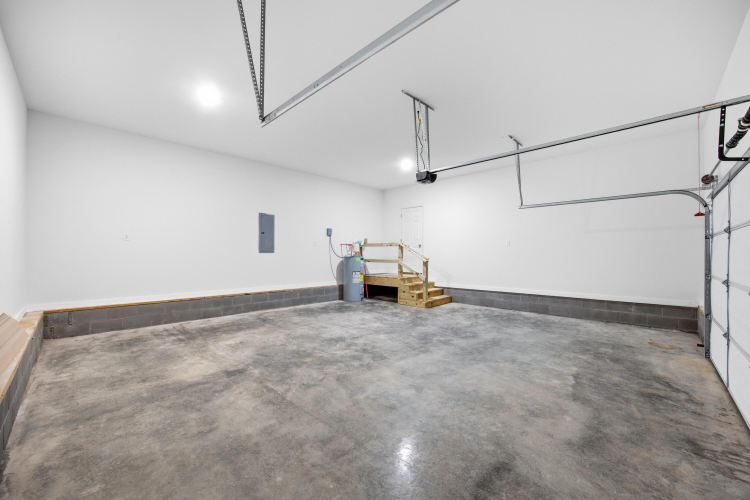 Listing Image 26